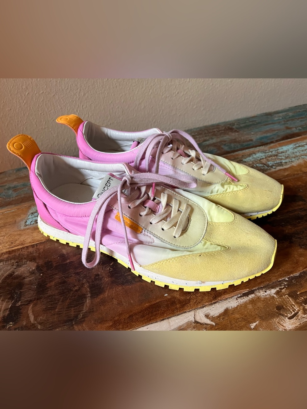 Oncept Travelist Tokyo Cosmo Multi Pink & Yellow Sneakers